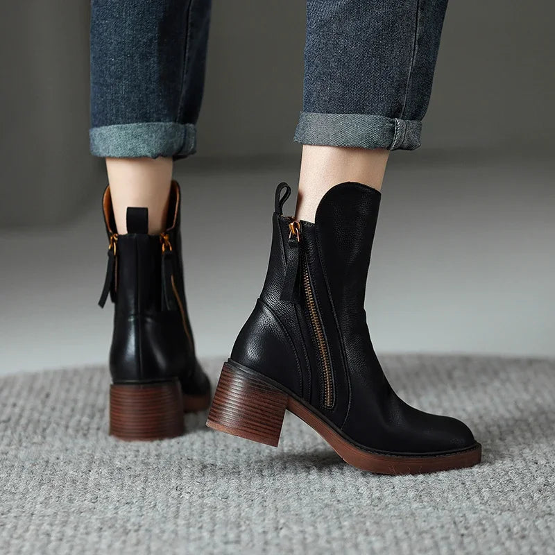 Eva - Women's Chelsea Ankle Boots