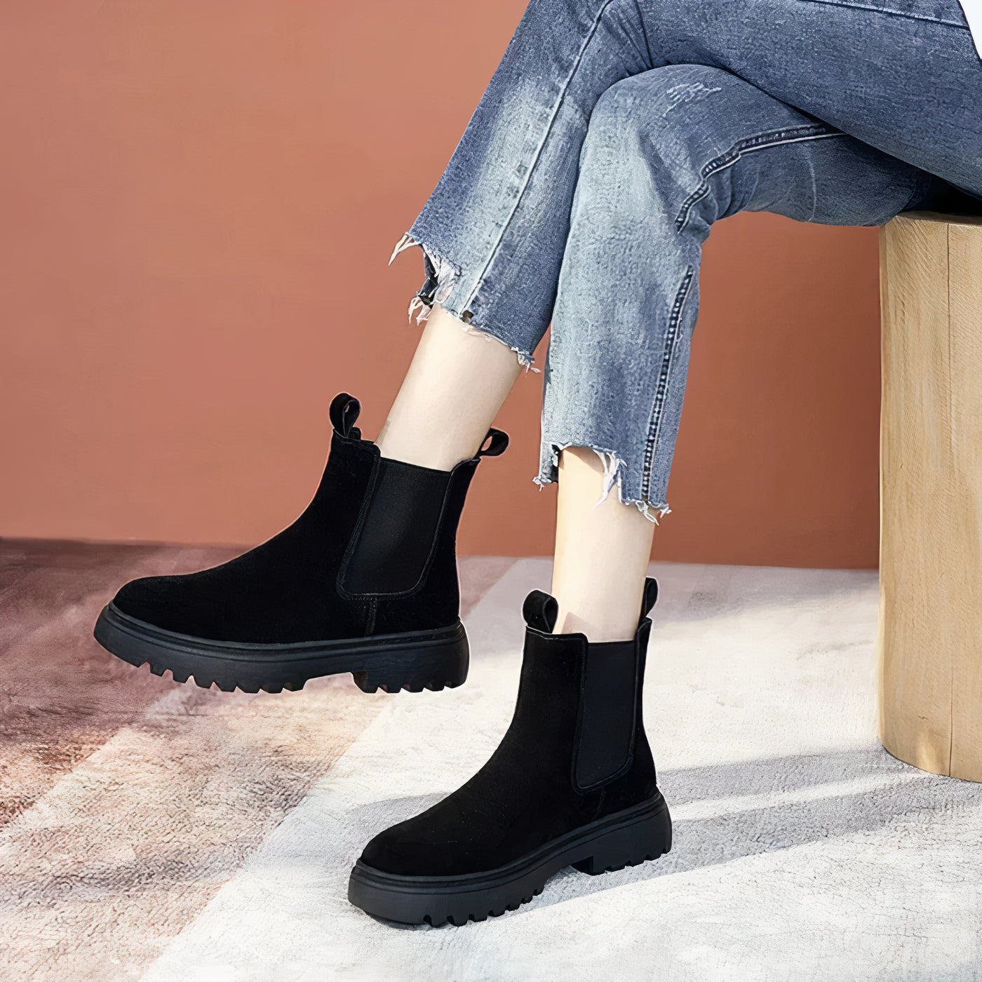 Greta - Women's Chelsea Boots in Suede