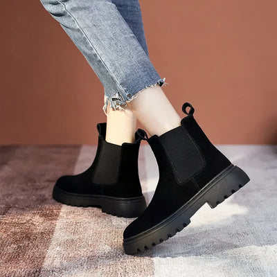 Greta - Women's Chelsea Boots in Suede