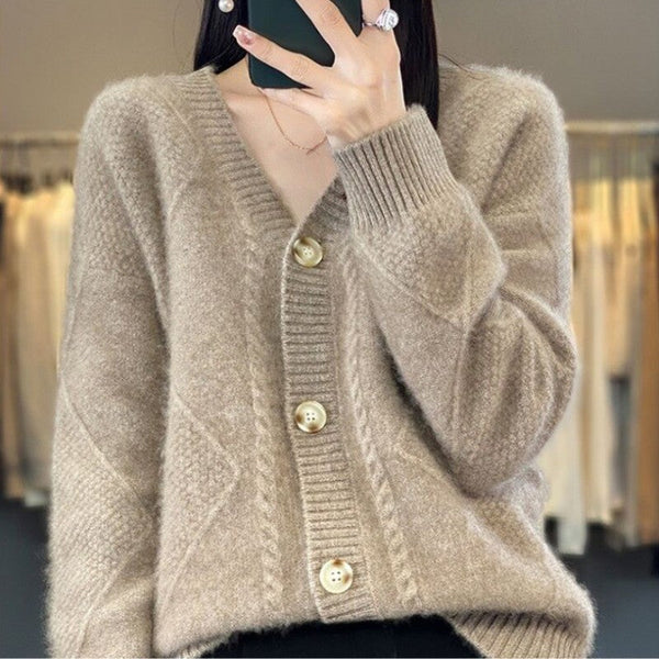 Iris - Elegant Warm Cashmere Cardigan