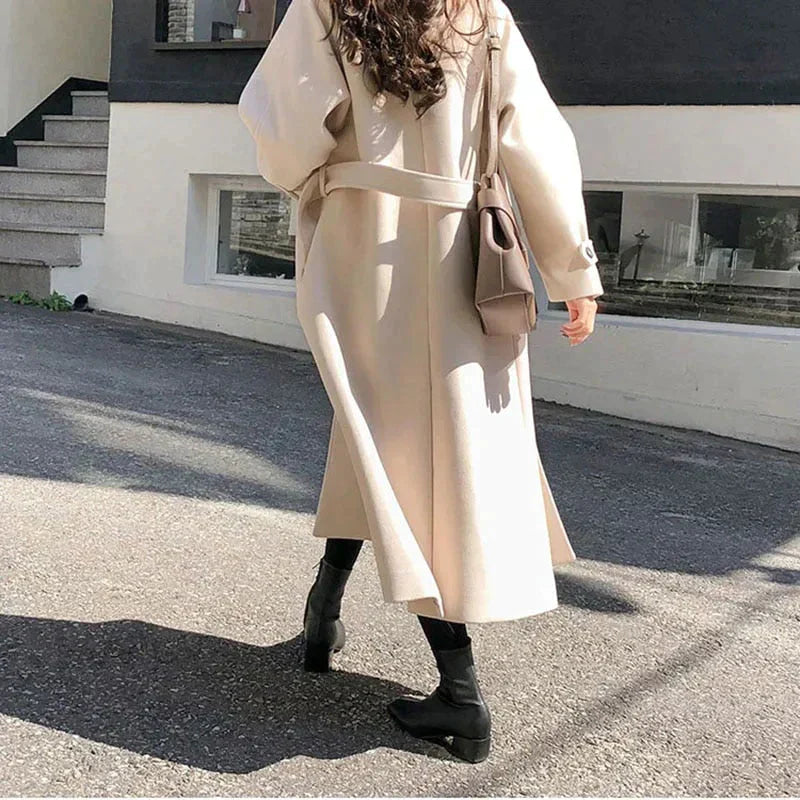 Kira - Elegant long coat for Women